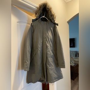 New worn once North Face Arctic Parka